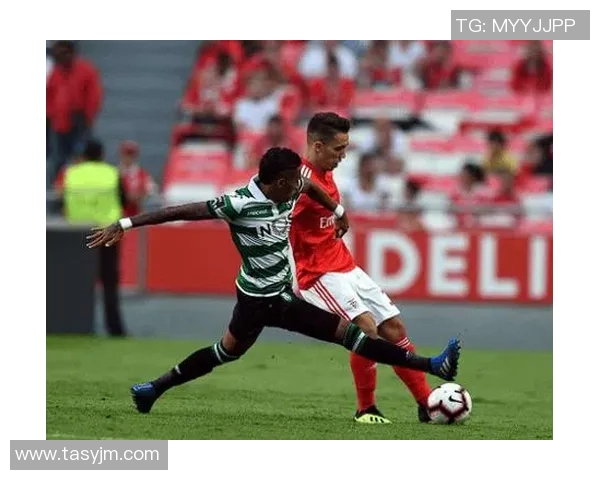 特温特与乌德勒激战在即谁能在这场对决中笑到最后